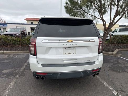 Used 2021 Chevrolet Tahoe Premier w/ Premium Package image 11