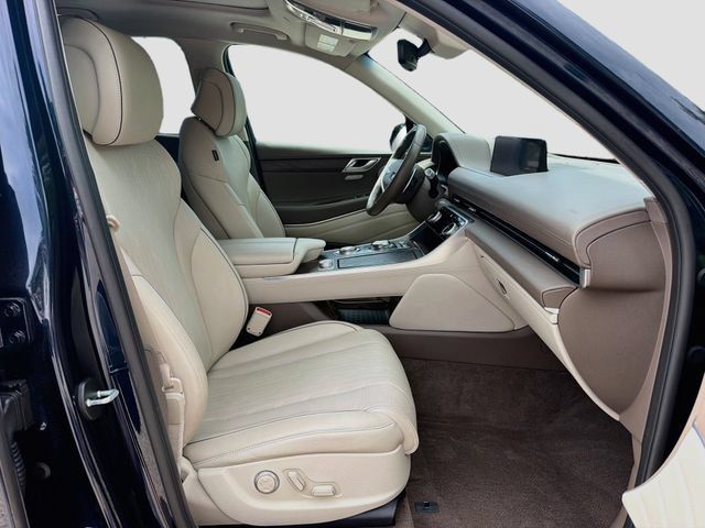 Used 2023 Genesis GV80 2.5T w/ Prestige Package AWD/4WD image 16