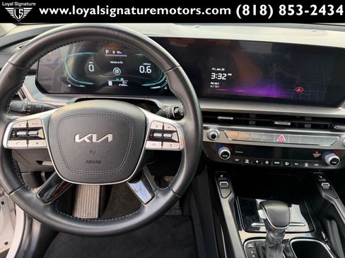 Used 2024 Kia Telluride S w/ S Sunroof Package FWD image 22