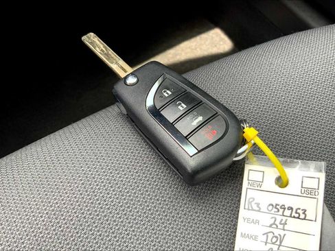 Used 2024 Toyota Corolla LE FWD image 14