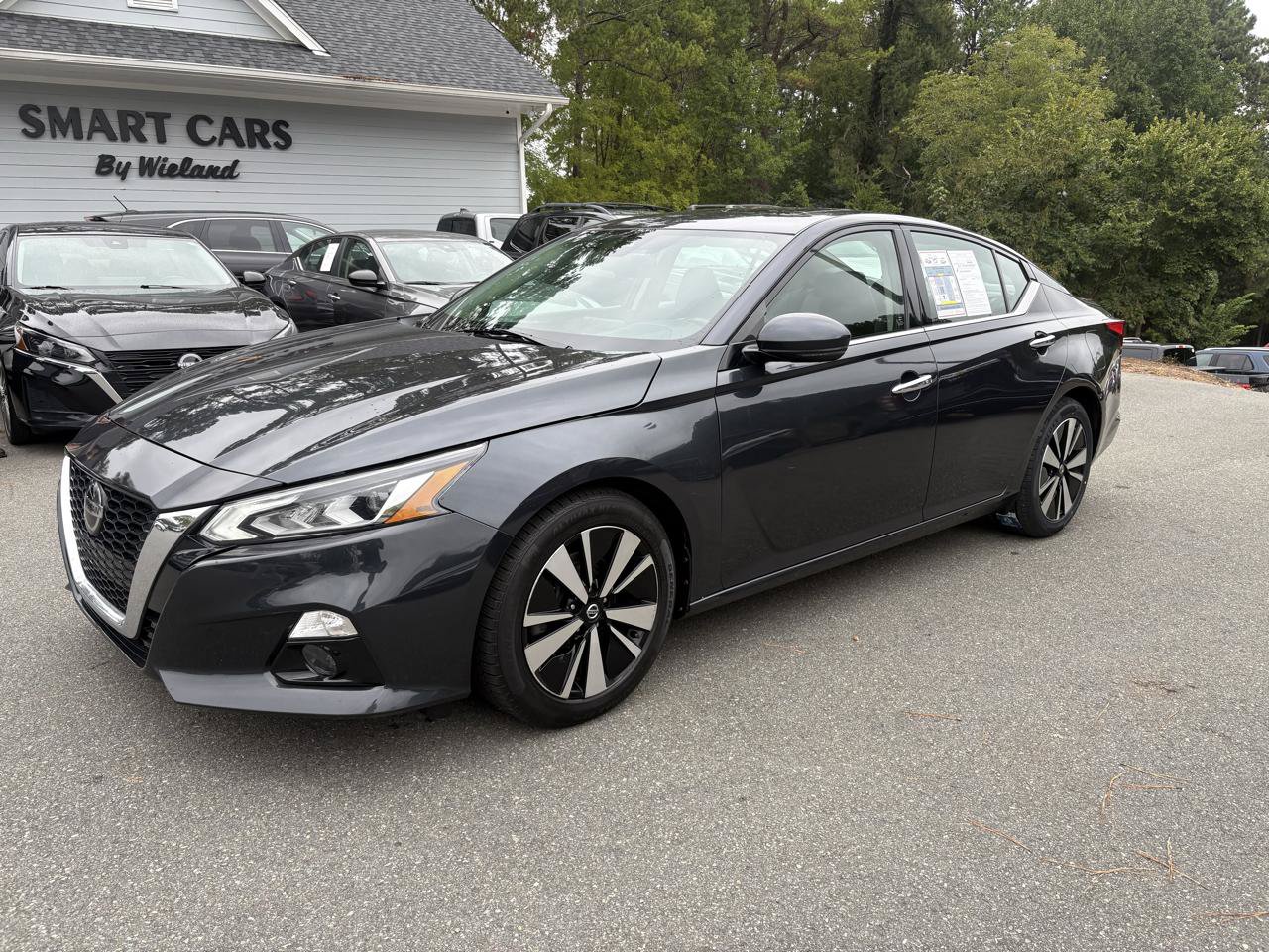 Used 2020 Nissan Altima 2.5 SL FWD image 1