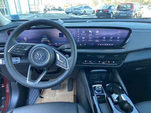 Used 2024 Buick Envision Preferred image 19