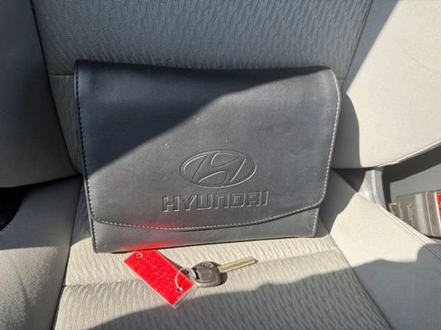 Used 2018 Hyundai Santa Fe Sport FWD image 23