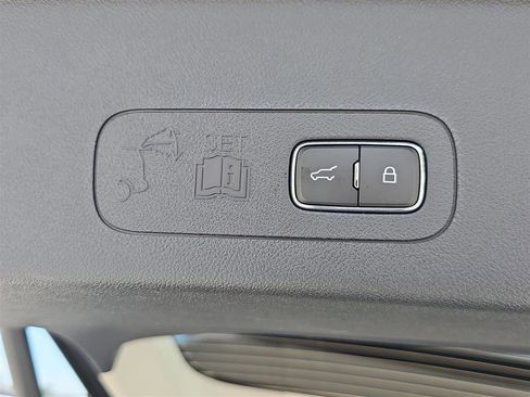 New 2025 Lincoln Aviator 2WD w/ Equipment Group 101A image 32