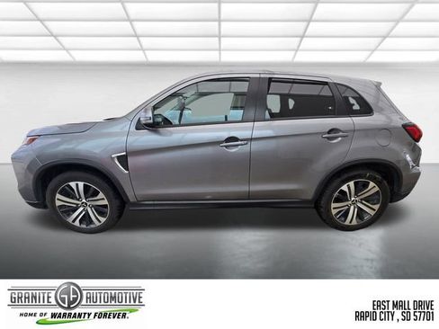 Used 2024 Mitsubishi Outlander Sport SE AWD/4WD image 2