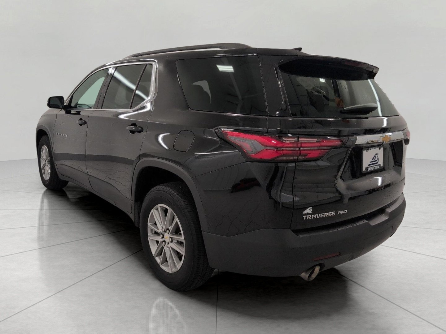 Used 2023 Chevrolet Traverse LT AWD/4WD image 20
