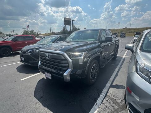 Used 2023 Toyota Tundra Limited RWD image 3