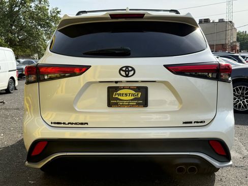 Used 2021 Toyota Highlander XSE image 5