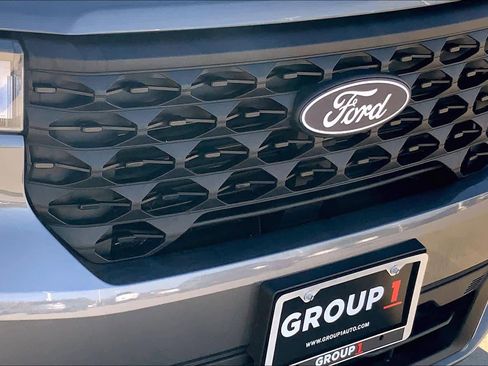 Used 2025 Ford Maverick XLT w/ Equipment Group 302A image 28