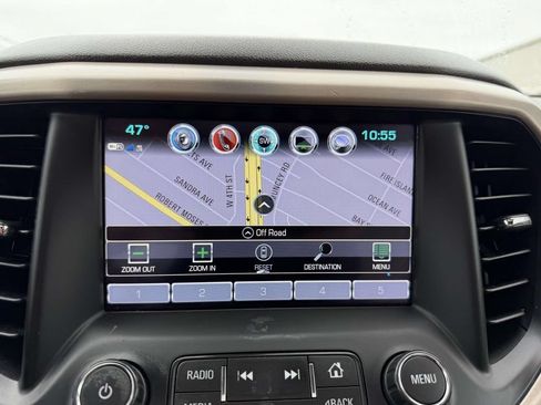 Used 2019 GMC Acadia Denali w/ Technology Package AWD/4WD image 30