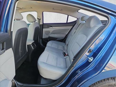 Used 2017 Hyundai Elantra SE w/ SE A/T Tech Package 03 image 17