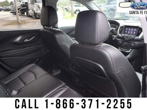 Used 2024 GMC Terrain SLT AWD/4WD image 26