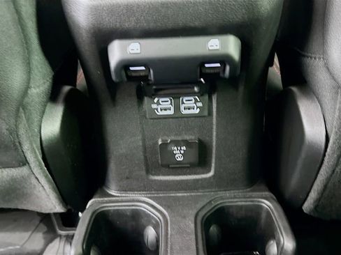 Used 2022 Jeep Gladiator Rubicon w/ Trailer Tow Package image 25