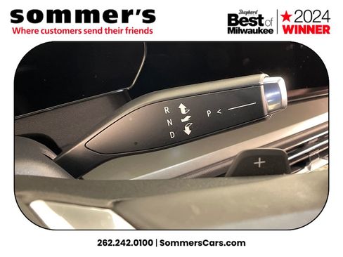 Used 2025 Chevrolet Traverse LT image 21