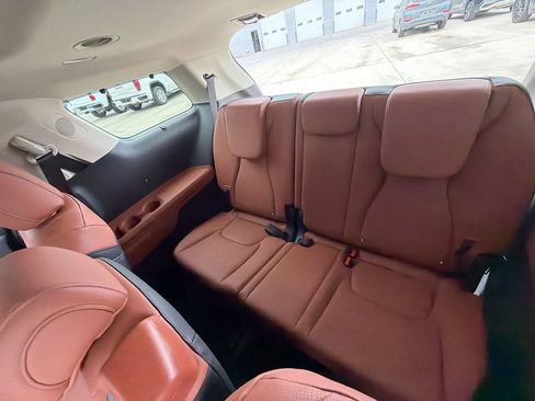 New 2026 Kia Carnival SX FWD image 28