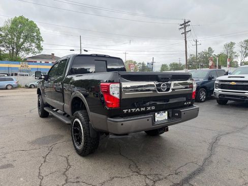 Used 2018 Nissan Titan Platinum Reserve w/ Platinum Utility Package image 6