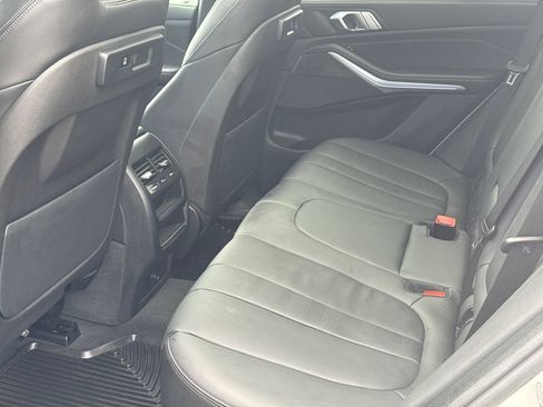 Used 2022 BMW X5 sDrive40i w/ Parking Assistance Package RWD image 22