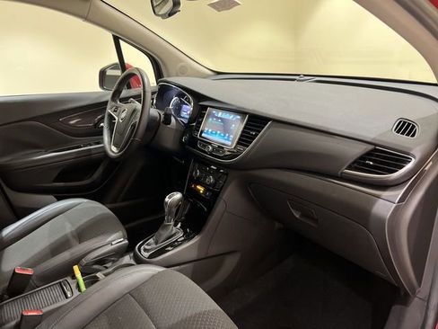 Used 2020 Buick Encore Preferred FWD image 23