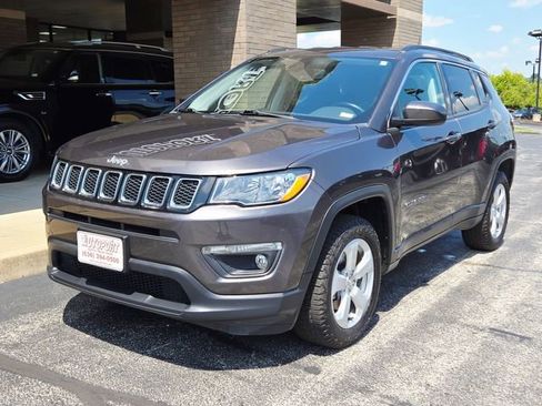 Used 2021 Jeep Compass Latitude w/ Convenience Group image 3