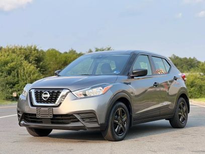Used 2020 Nissan Kicks S