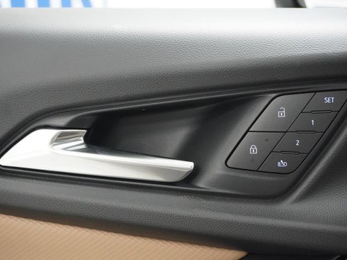 New 2026 Chevrolet Equinox ACTIV w/ Convenience Package III image 16