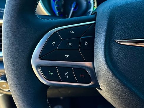 New 2026 Chrysler Pacifica Select image 15