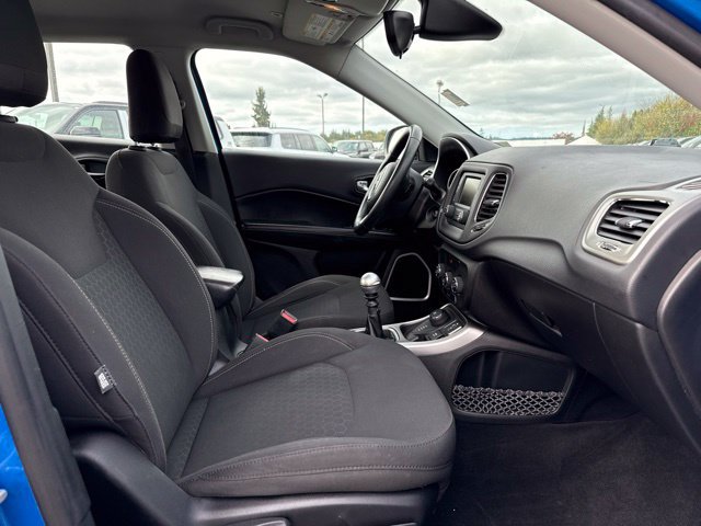 Used 2018 Jeep Compass Sport AWD/4WD image 10