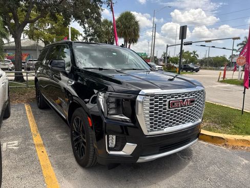 Used 2024 GMC Yukon XL Denali w/ Denali Reserve Package RWD image 2