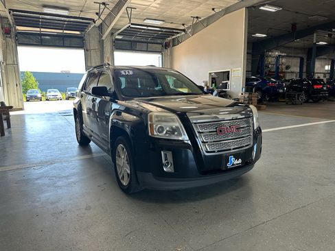 Used 2011 GMC Terrain SLT image 4