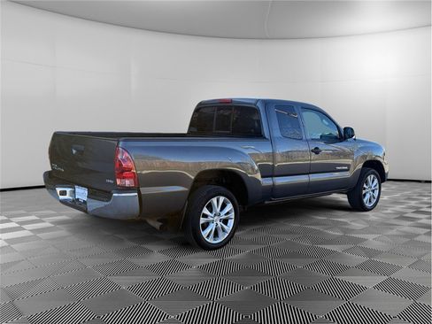 Used 2013 Toyota Tacoma 2WD Access Cab w/ SR5 Pkg image 5