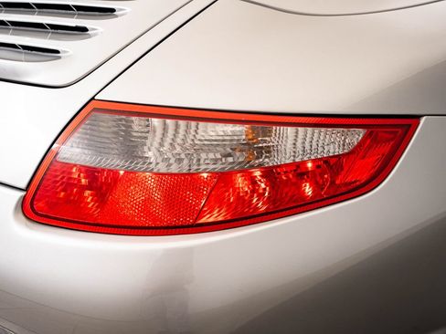 Used 2006 Porsche 911 Carrera S RWD image 21