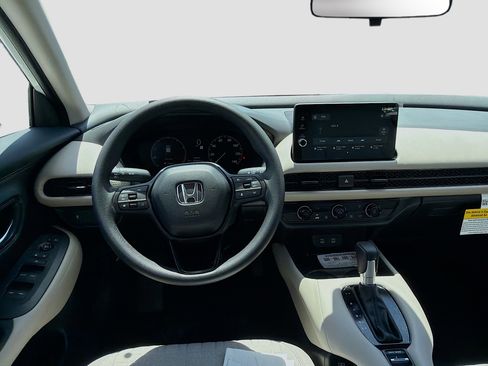 New 2027 Honda HR-V LX image 17