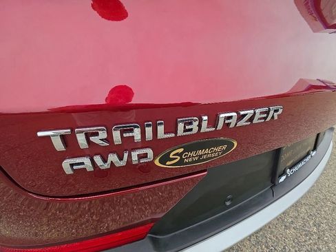 Used 2023 Chevrolet TrailBlazer LT w/ Convenience Package AWD/4WD image 31