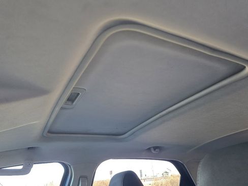 Used 2020 Ford EcoSport SE w/ SE Convenience Package image 18