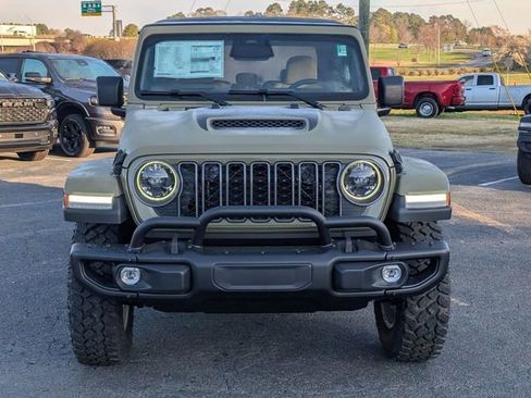 New 2026 Jeep Gladiator Sport image 3