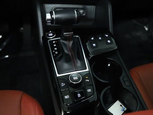 Used 2023 Kia Sportage SX image 30