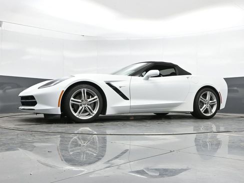 Used 2017 Chevrolet Corvette Stingray Convertible w/ 1LT RWD image 44