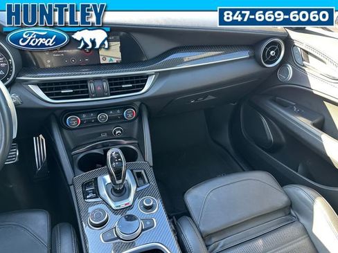 Used 2022 Alfa Romeo Stelvio Quadrifoglio w/ Active Assist Plus Package AWD/4WD image 20