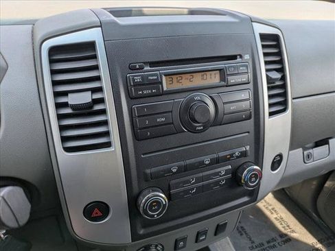 Used 2012 Nissan Frontier SV AWD/4WD image 12