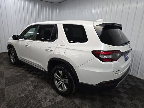 Used 2023 Honda Pilot EX-L image 10
