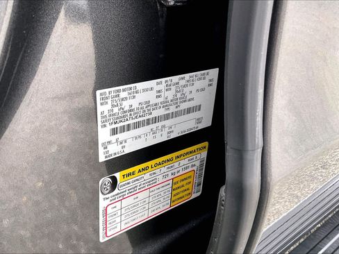 Used 2018 Ford Expedition Max Limited w/ Equipment Group 301A AWD/4WD image 34