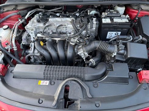 Used 2021 Toyota Corolla LE image 11