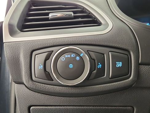 New 2024 Ford Edge SE w/ Black Appearance Package image 24