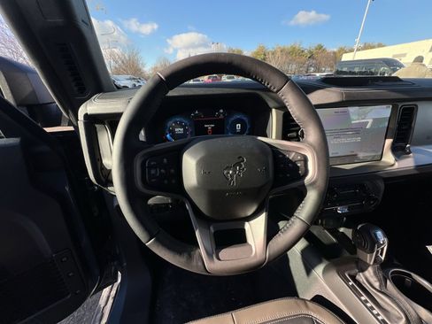 New 2025 Ford Bronco Outer Banks image 16