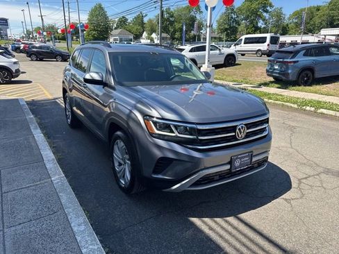 Certified 2023 Volkswagen Atlas SE w/ Panoramic Sunroof Package AWD/4WD image 2