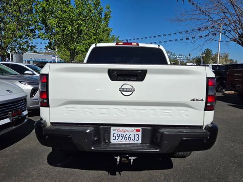Used 2022 Nissan Frontier S w/ Technology Package image 5