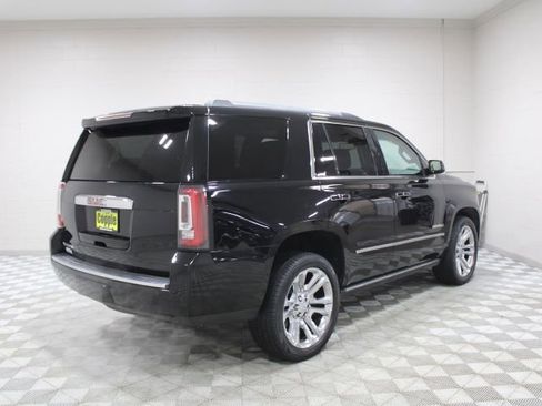 Used 2019 GMC Yukon Denali w/ Denali Ultimate Package image 12