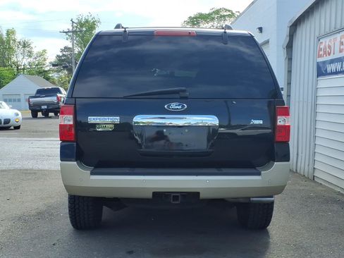 Used 2012 Ford Expedition XLT image 4