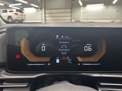 New 2026 Kia Sportage EX image 14