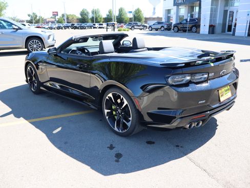 Used 2023 Chevrolet Camaro SS RWD image 5